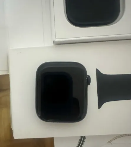 Apple Watch Series 7 45 mm usado