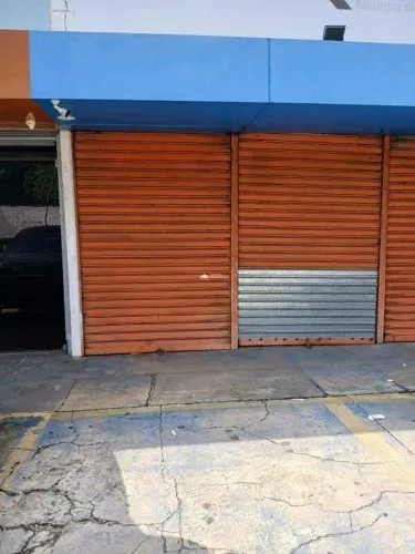 PONTO COMERCIAL NA AVENIDA PRINCIPAL