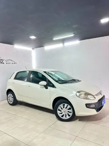 Fiat Punto Attractive 1.4 Fire Flex 8V 5P 2015