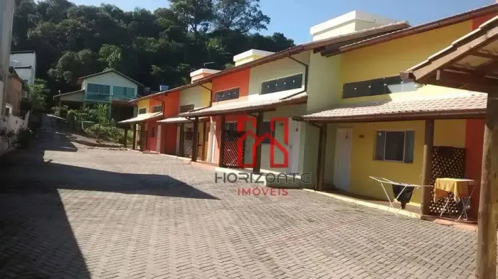 Pousada com 10 dormitórios à venda, 901 m² por R$ 4.900.000,00 - Ponta das Canas - Florian