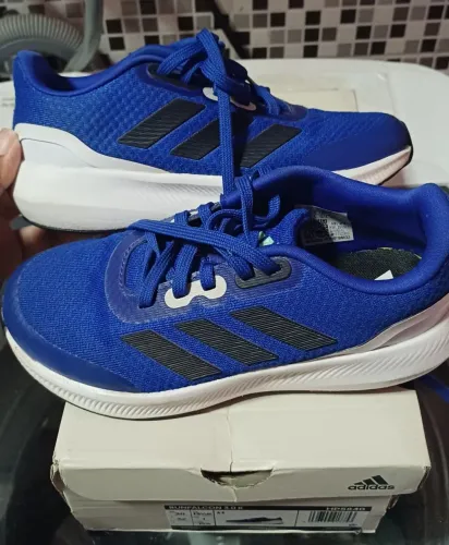 Tenis adidas infantil n30