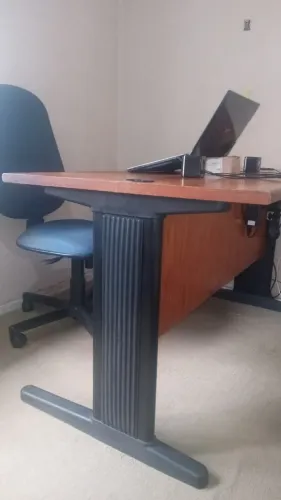 Mesa de escritório Bortolini
