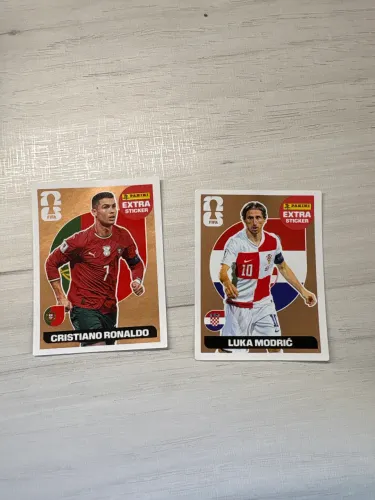 Extra Sticker - Cristiano Ronaldo e Modric (bronze)