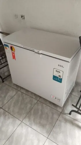 Vende-se uma frezzer