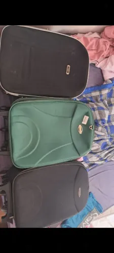 Vendo 3 malas de 10 kg vendo 200 reais as 3