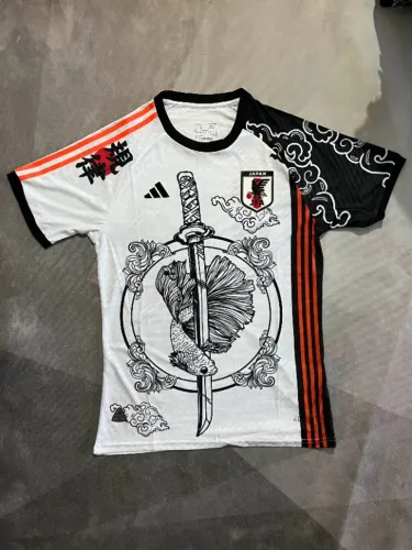 Camiseta Japão (G) - Nova - Branca/Preta