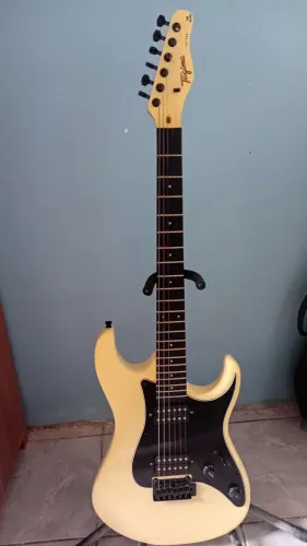 Guitara TG série 525