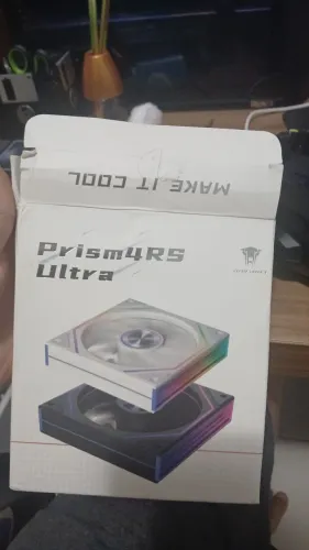 Fans prism 4 RS