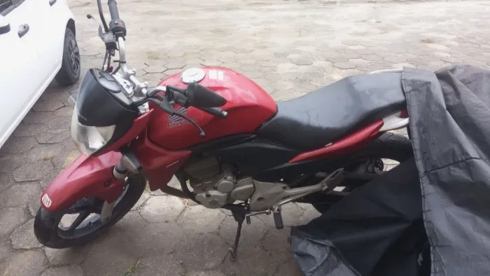 Cb 300
