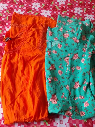 Vestidos Laranja e Verde Florido