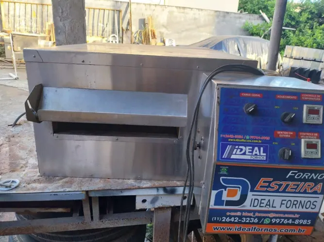 Forno Elétrico de esteira  assa até 45 cm  em Guarapari E.S 