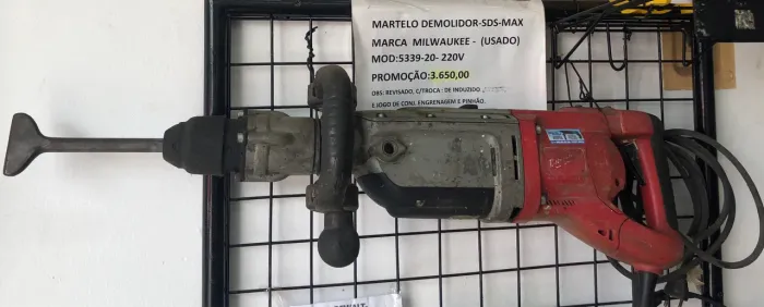 Martelo Demolidor Milwaukee/220v