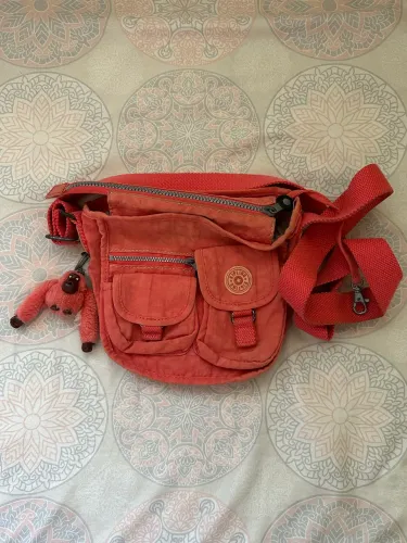 Bolsa Kipling salmão