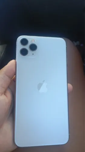 Vendo celular iPhone 11 Pro Max