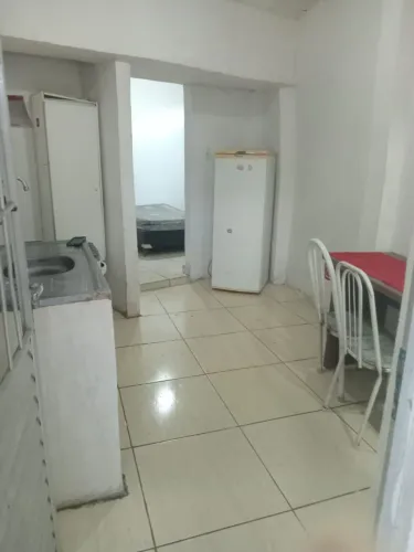 Kitinete mobilado no São Gabriel 950 reais com tudo incluso. Água, luz e wifi
