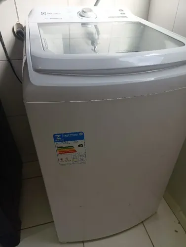 Máquina de lavar semi nova pouco tempo de uso