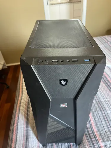PC Gamer Ryzen 5 5600X + RTX 3060 12GB ? 16GB RAM
