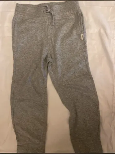CALÇA KIDS GAP CINZA TAMANHO 5 ANOS