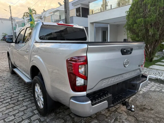 Nissan Frontier XE CD 4X4 2.3 Bi-TB Diesel Aut. 2025