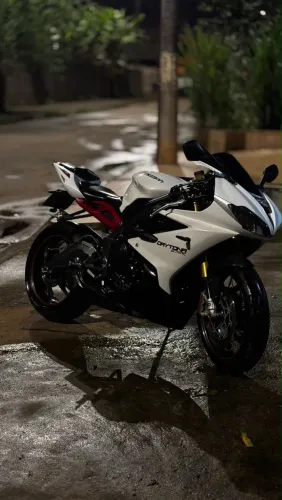 Triumph Daytona 675r 2014