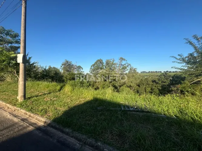 Terreno à venda no condomínio Morada dos Pássaros