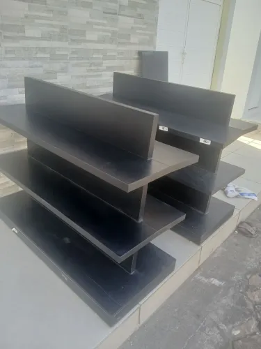 Expositor Central em MDF