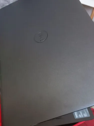 Notebook Dell Inspiron 15 (Intel Core i3 / 8GB RAM / SSD 512GB) - Muito Novo!