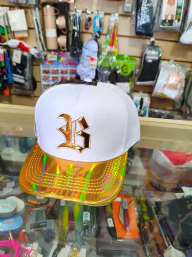 Boné BLCK BRASIL branco com dourado 