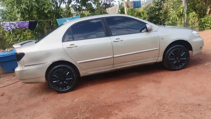 Toyota Corolla XLI 1.6 16V 110cv Mec. 2005