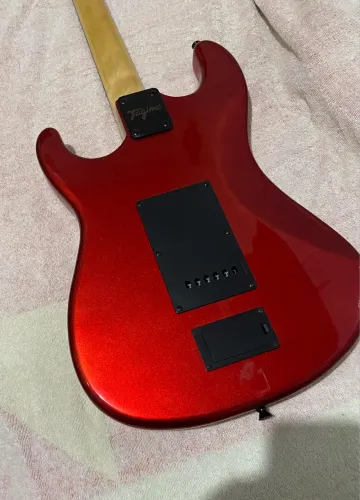 Guitarra Stratocaster Tagima Sixmart vermelha