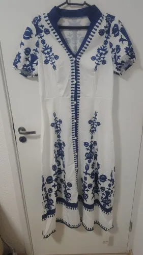Vestido azul e branco Lovito