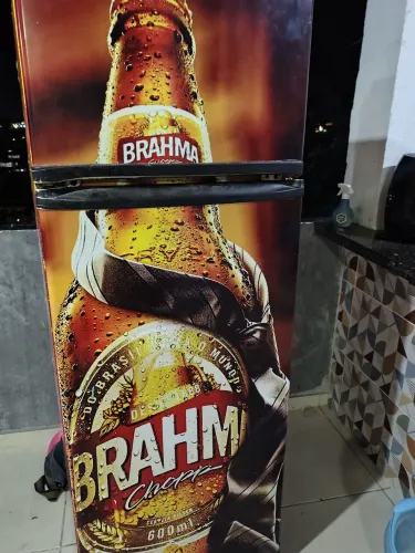 Geladeira estampa Brahma