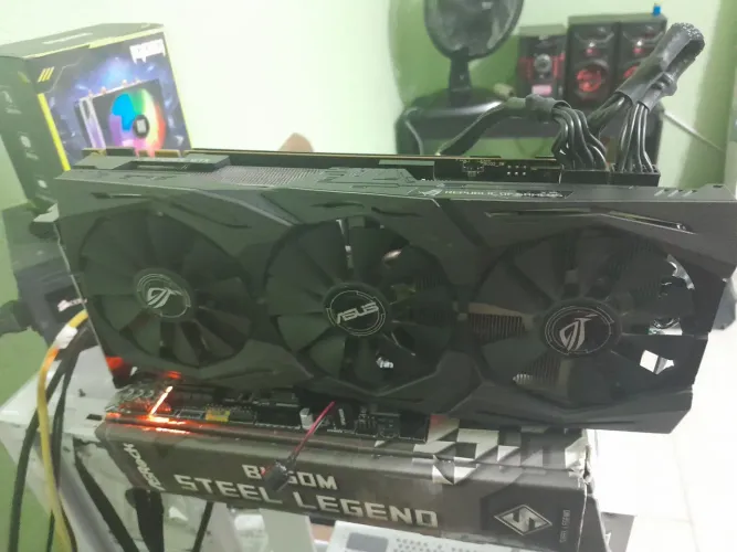 Gtx 1080 ti com defeito