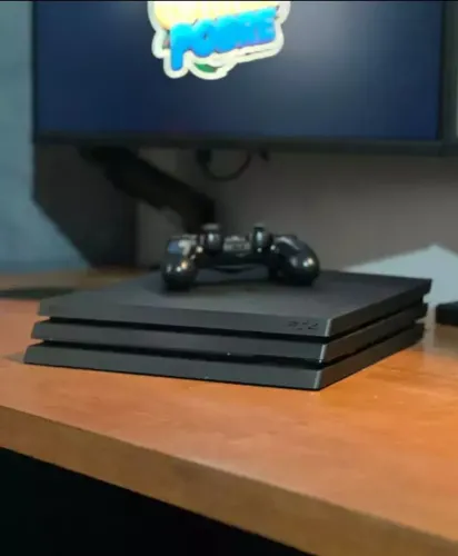 PS4 PRO 1tera - 100% - 2100