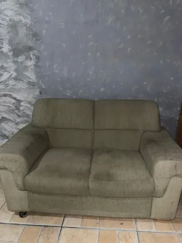 sofá 2 lugares