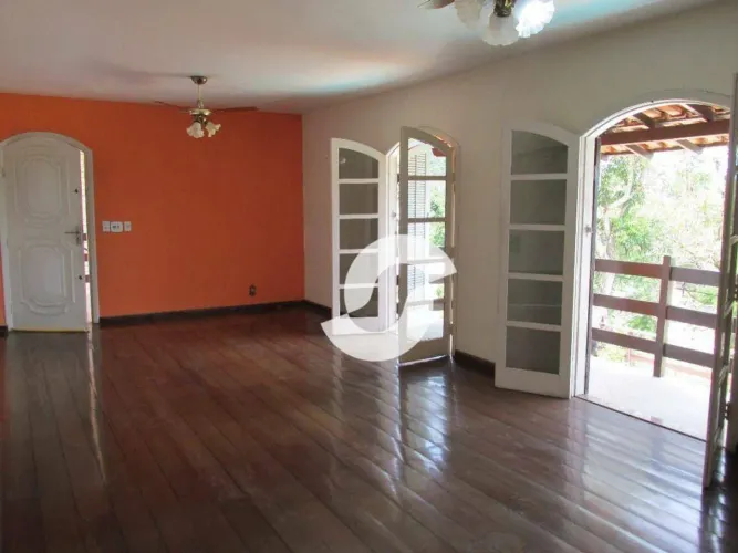 Excelente casa 3 quartos 1 suíte, com lazer em condomínio