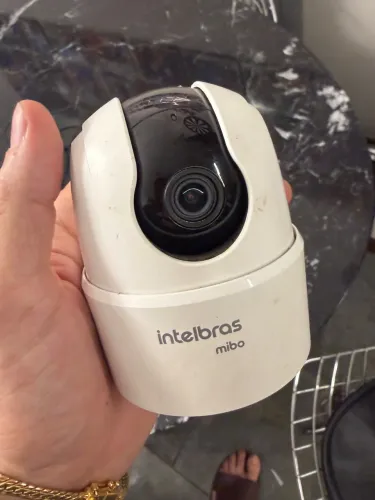 Câmera de Segurança Intelbras Mibo iME 360 Wi-Fi Full HD