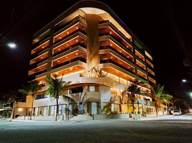 Cobertura com 3 dormitórios à venda, 187 m² por R$ 2.100.000,00 - Vila Nova - Cabo Frio/RJ
