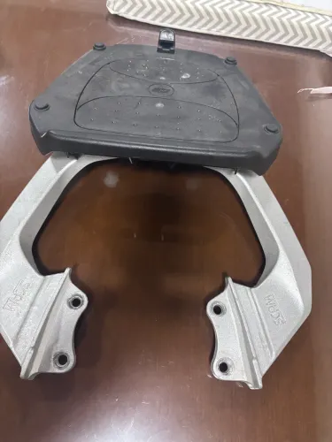 Suporte esportivo bagageiro Scam Fazer250