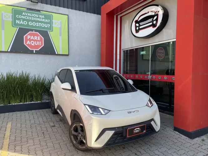 BYD Dolphin EV (Elétrico) 2024