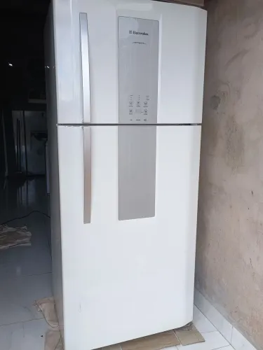 Geladeira Eletrolux 535 litros