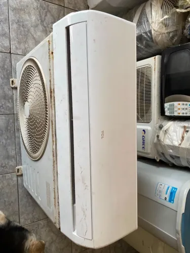 Vendo ar condicionado TCL 24.000 BTUs já com a instalação inclusa no valor
