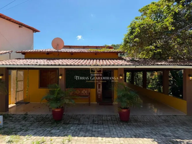 CASA PRÓXIMO AO CENTRO DE GUARAMIRANGA-CE