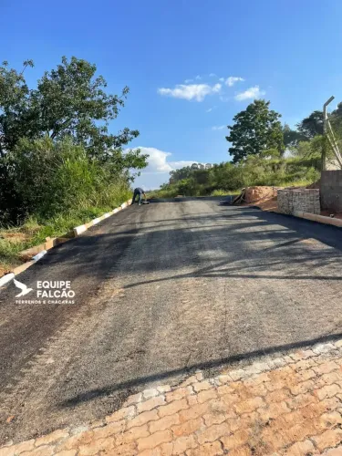 Localização Estratégica: Terrenos Próximos às Rodovias Dom Pedro e Fernão Dias.