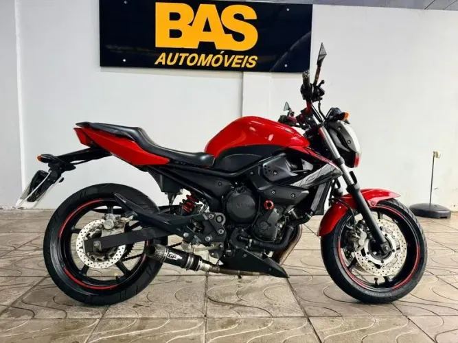 Yamaha XJ6 N 2011 600cc 4 cilindros, placa i, excelente estado