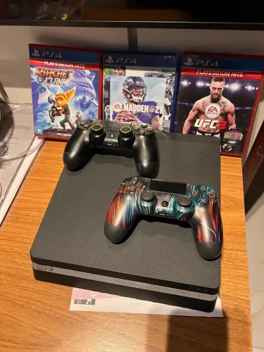 Ps4 slim 1 tb