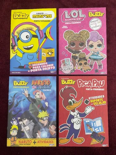 Kit com 7 Albuns de Figurinhas Buzzy Naruto Pica Pau Luccas Neto Hello Kitty Minions Lol
