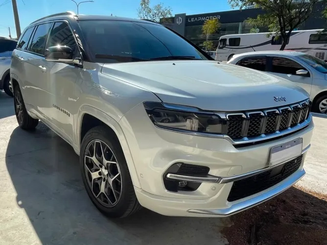 Jeep Commander Overland T270 1.3 TB Flex AUT 2022
