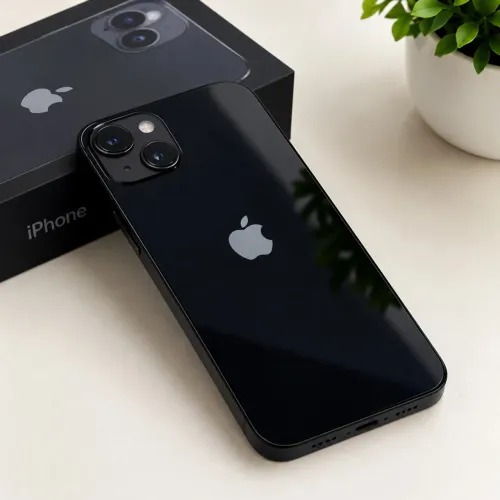 iPhone 13 128GB Preto - Bateria 83%