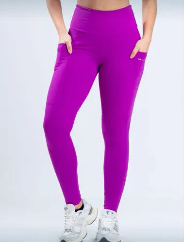 Calça Legging com Bolso e Zero Transparência Poliamida - TAM M - roxo fúcsia  